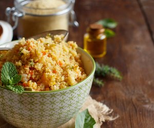 Couscous fürs Baby: Ab wann darf es den groben Gries essen?