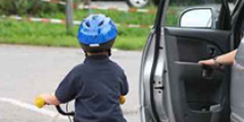 Kinder unter 10 Jahren haften nicht im Straßenverkehr Kinder unter 10 Jahren haften nicht im Straßenverkehr