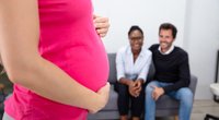 Mit Leihmutterschaft zum Baby: Wo das erlaubt ist und was man rechtlich wissen sollte