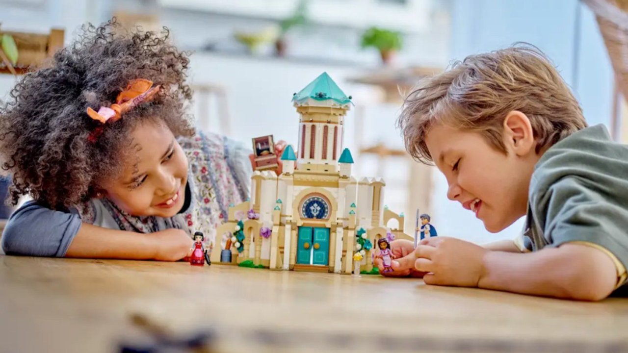 Ihr habt Lust auf euer eigenes Schloss? In diesem wartet eine Menge rätselhafte Magie auf euch. Ihr habt Lust auf euer eigenes Schloss? In diesem wartet eine Menge rätselhafte Magie auf euch.