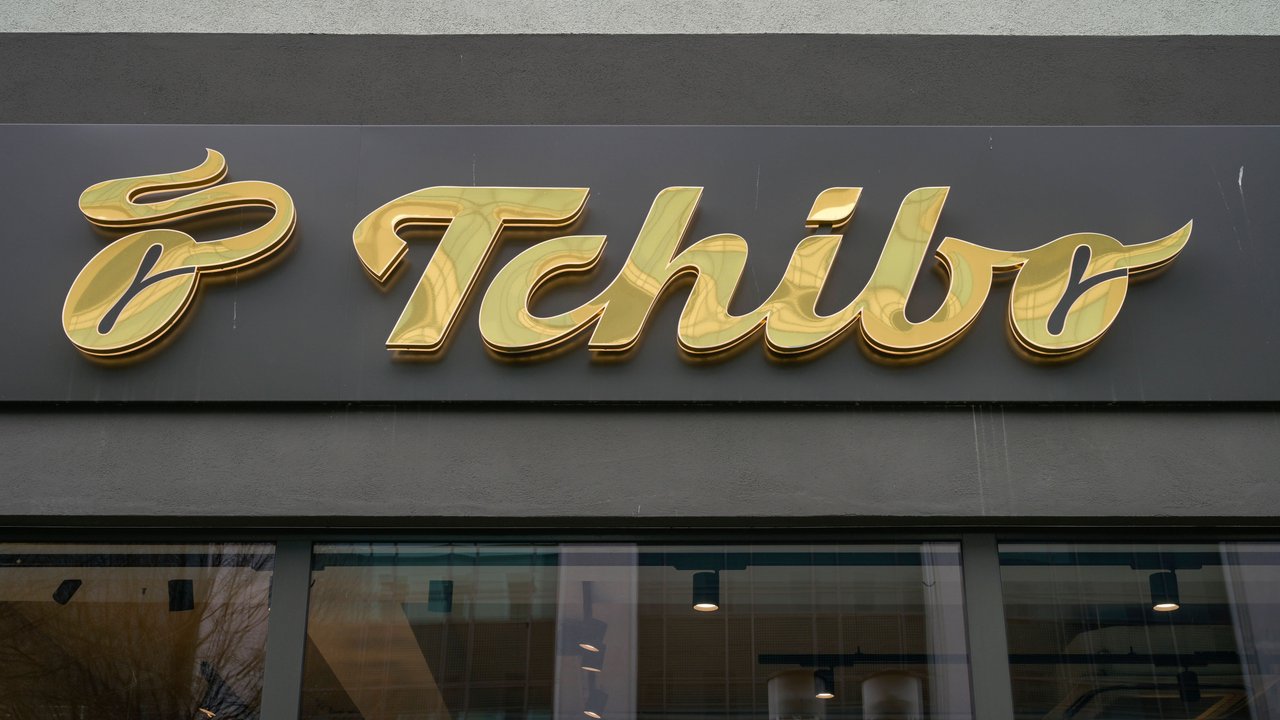 Tchibo bietet mit diesem Steckdosenwürfel ein besonders praktisches Gadget. Tchibo bietet mit diesem Steckdosenwürfel ein besonders praktisches Gadget.