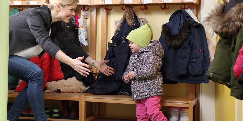 Kinder nach ihrem Tag fragen Kinder nach ihrem Tag fragen