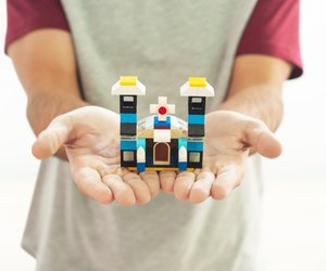 Wer hat Lego erfunden und woher kommt der Name?