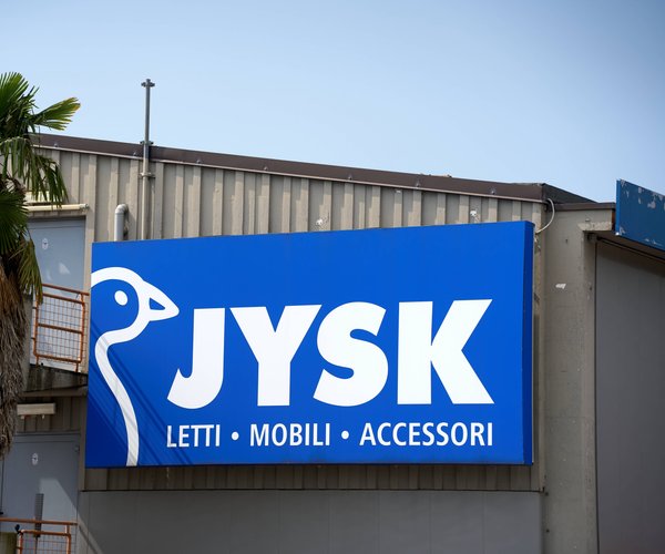 Ein Must Have für jedes Zuhause Der süße Lama Türstopper von Jysk