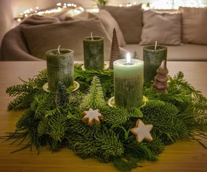 Tradition trifft Trend: 4 Adventskränze voller Weihnachtszauber