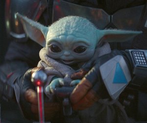 Reisespaß garantiert: Schnappt euch den „The Mandalorian“-Rollkoffer auf Amazon