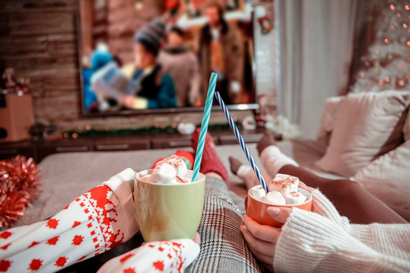 Weihnachtsfilme Amazon Prime Video: Heiße Schokolade am Filmabend