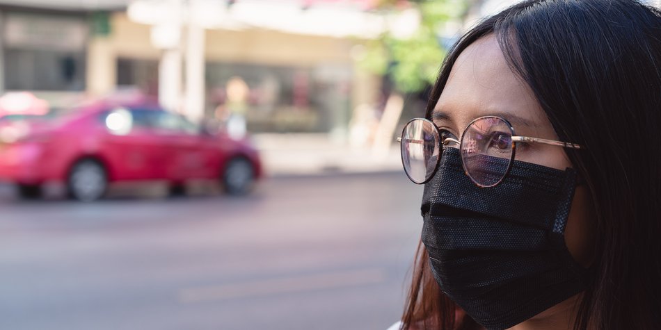 Für mehr Abstand: Ihr wollt so tun als wäre nichts? Schämt euch! Für mehr Abstand: Ihr wollt so tun als wäre nichts? Schämt euch!