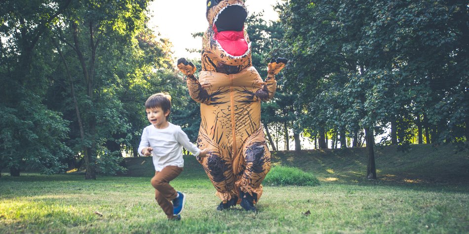 Schultüte Dino: Bastelanleitung & Vorlagen zum Schulstart Schultüte Dino: Bastelanleitung & Vorlagen zum Schulstart