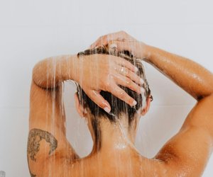 Was wirklich geschieht, wenn ihr ohne Seife duscht