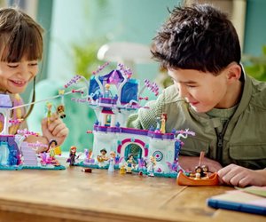 Amazon verkauft verzaubertes LEGO-Baumhaus von Disney preiswert