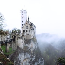 Dieses romantische Schloss sieht wegen eines Romans so märchenhaft aus