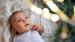 Für Jahreswechsel-Babys: 14 Namen, die „Glück“ und „Hoffnung“ bedeuten