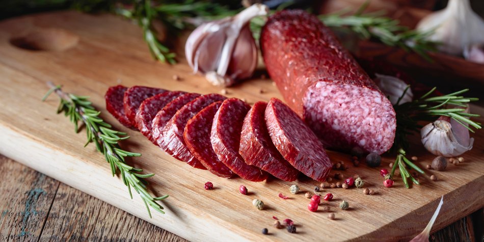 Salami und Stillen: Darf ich Salami in dieser Zeit essen? Salami und Stillen: Darf ich Salami in dieser Zeit essen?
