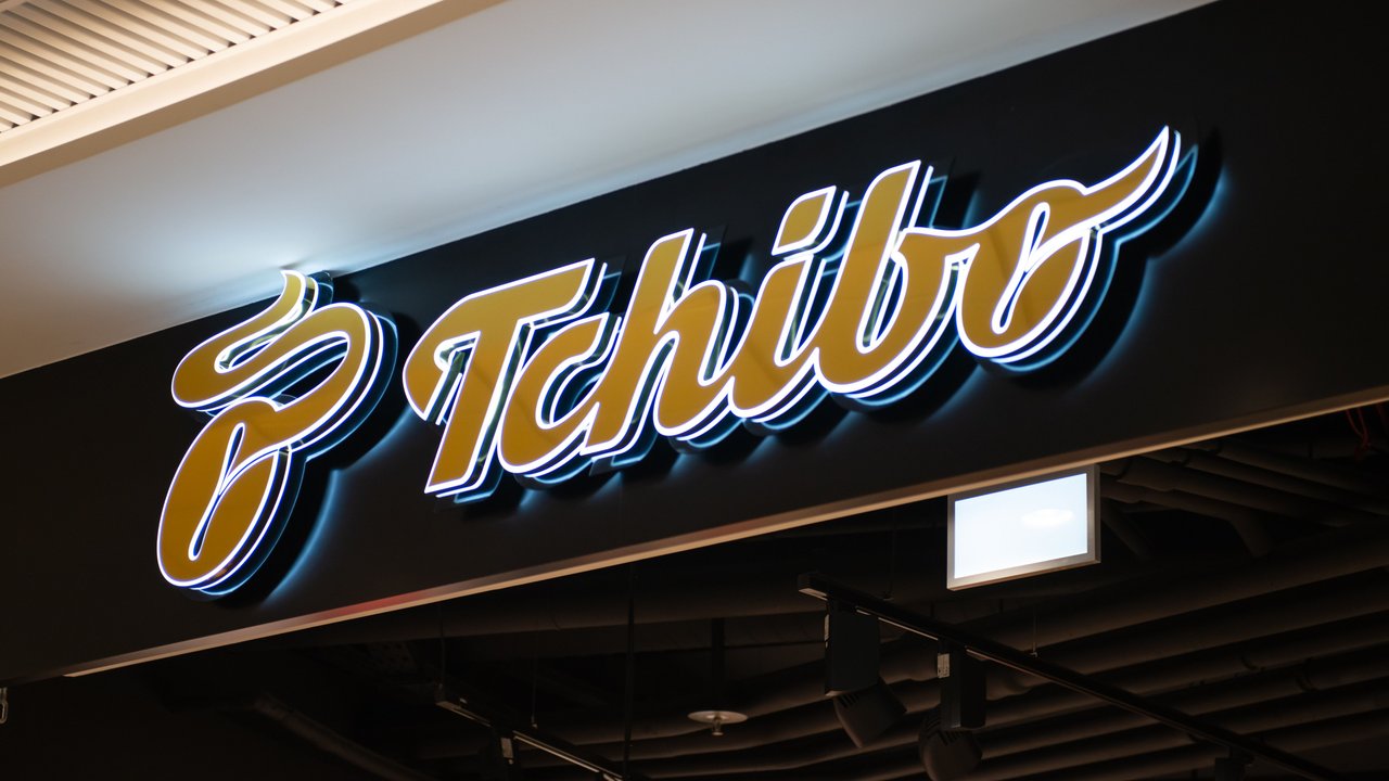 Bei Tchibo gibt es eine hübsche LED-Leuchte. Bei Tchibo gibt es eine hübsche LED-Leuchte.