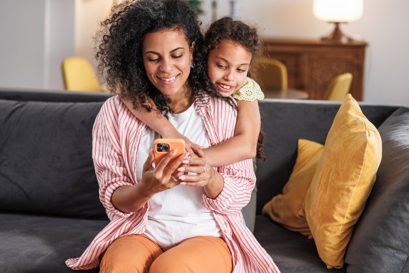 Dinge, die wir nicht mit Kindern teilen sollten: Familiengeheimnisse Dinge, die wir nicht mit Kindern teilen sollten: Familiengeheimnisse