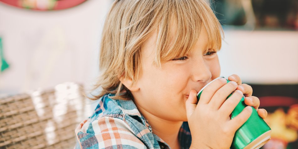 Neue Studie zu Energydrinks: Sie machen Kinder hyperaktiv Neue Studie zu Energydrinks: Sie machen Kinder hyperaktiv