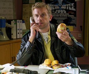 Du bist „Franz Eberhofer“-Fan? Diese 5 Krimis wirst du verschlingen!