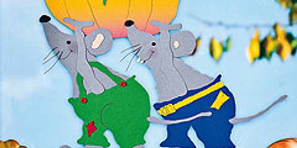 Herbst-Fensterbild selber basteln: Mäuse mit Kürbis Herbst-Fensterbild selber basteln: Mäuse mit Kürbis