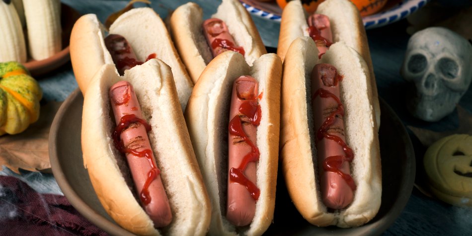 Snack mit Gruselfaktor: Wurstfinger für die Halloween-Party Snack mit Gruselfaktor: Wurstfinger für die Halloween-Party
