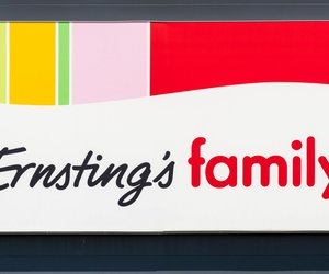 Frühlingszauber: Der rote Parka von Ernsting's family, der Hermine verzaubern könnte