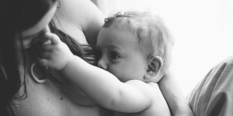 "Milk & Mother": Das Must-Have-Buch für Neu-Mamas im Wochenbett "Milk & Mother": Das Must-Have-Buch für Neu-Mamas im Wochenbett