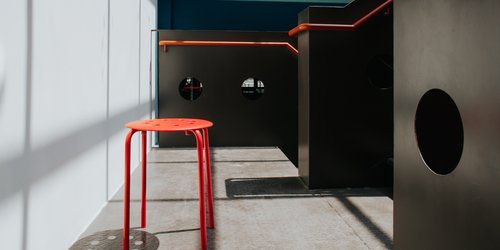 Diese 10 DIY-Ideen machen den IKEA-Marius zum Designer-Stuhl