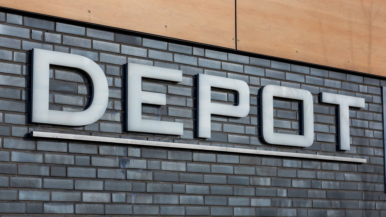 Seerosen bringen Flair? Dann holt ihr ihn mit dieser Schnäppchen-Leuchte in euren Garten. Seerosen bringen Flair? Dann holt ihr ihn mit dieser Schnäppchen-Leuchte in euren Garten.