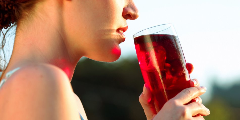 Cranberrysaft beim Stillen: Ist er gesund oder eher schädlich? Cranberrysaft beim Stillen: Ist er gesund oder eher schädlich?