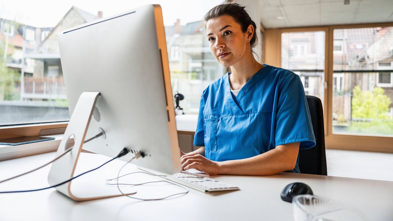 Arbeit am Computer und die Hand schmerzt? Dann ist diese Handstütze genau das, was du brauchst. Arbeit am Computer und die Hand schmerzt? Dann ist diese Handstütze genau das, was du brauchst.