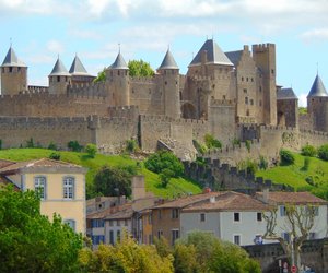In dieser französischen Stadt lernt ihr mehr über die Zeit der Ritter und Burgen