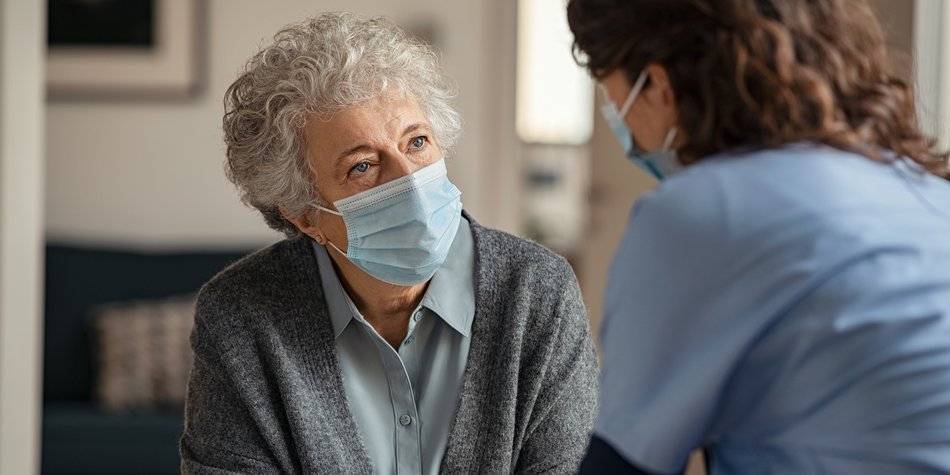 Coronavirus-Folgen: Unter diesen psychischen Symptomen leiden Patient*innen noch Monate später Coronavirus-Folgen: Unter diesen psychischen Symptomen leiden Patient*innen noch Monate später
