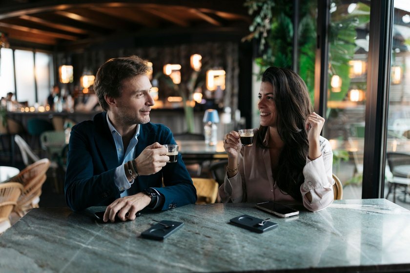 7 Restaurant-Fehler, die sofort deine soziale Klasse verraten 7 Restaurant-Fehler, die sofort deine soziale Klasse verraten