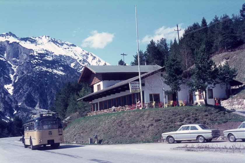 Boomer-Reisen: Gruppenreise mit dem Bus durch Europa Boomer-Reisen: Gruppenreise mit dem Bus durch Europa