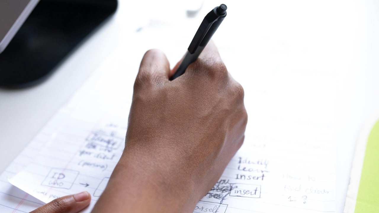 To-Do-Listen auf Papier gehören der Vergangenheit an mit dem praktischen Memoboard von Rossmann. To-Do-Listen auf Papier gehören der Vergangenheit an mit dem praktischen Memoboard von Rossmann.