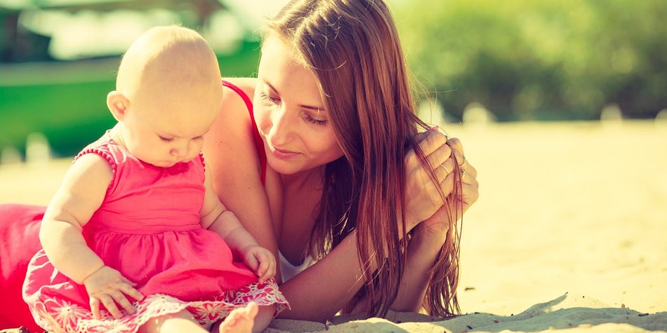 Hitzepickel oder Hitzefrieseln beim Baby Hitzepickel oder Hitzefrieseln beim Baby