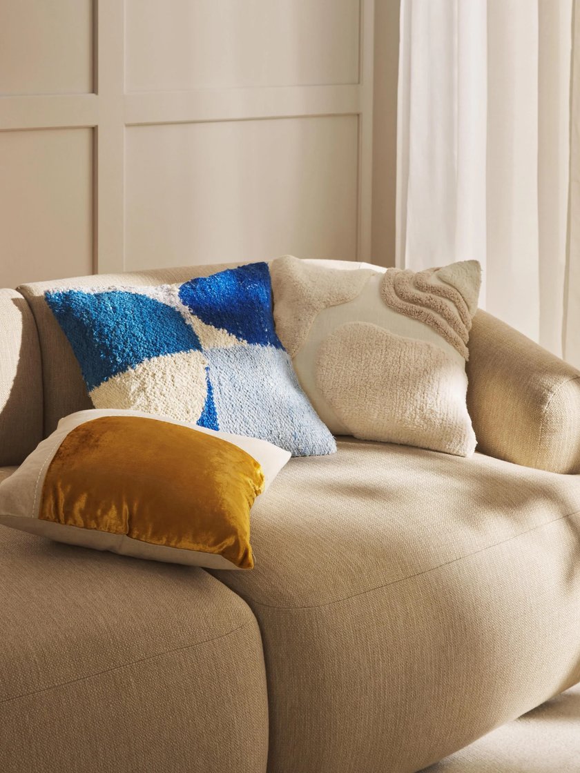 Kuschelabend - Westwing Handgetuftete Kissenhülle Coraline mit Verzierungen Kuschelabend - Westwing Handgetuftete Kissenhülle Coraline mit Verzierungen