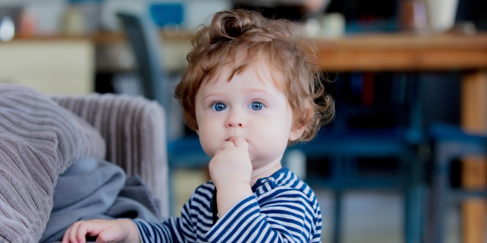 Baby-Entwicklungskalender: Das ist wichtig beim Baby mit 10 Monaten Baby-Entwicklungskalender: Das ist wichtig beim Baby mit 10 Monaten