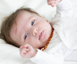 Für jeden Monat: 25 Babynamen, die von ihren Geburtssteinen inspiriert sind