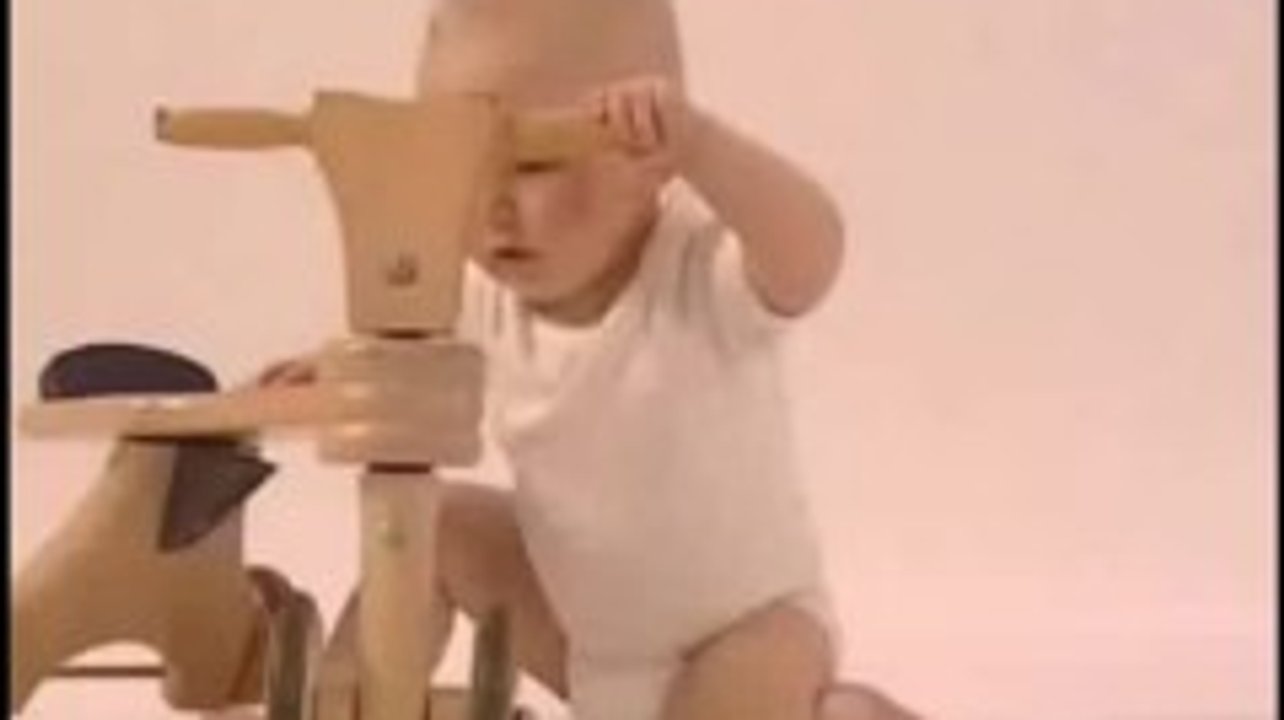 Wie entwickelt sich mein Baby im 10. Monat?