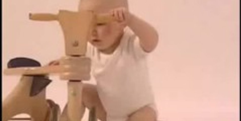 Wie entwickelt sich mein Baby im 10. Monat? Wie entwickelt sich mein Baby im 10. Monat?