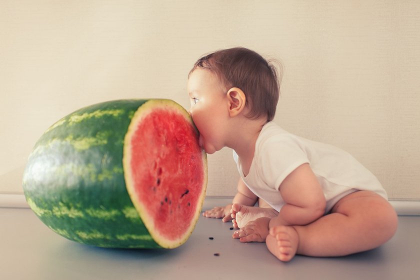 Fingerfood fürs Baby: Melone - immer ohne Kerne und Schale - ist bei Babys als Fingerfood sehr beliebt.