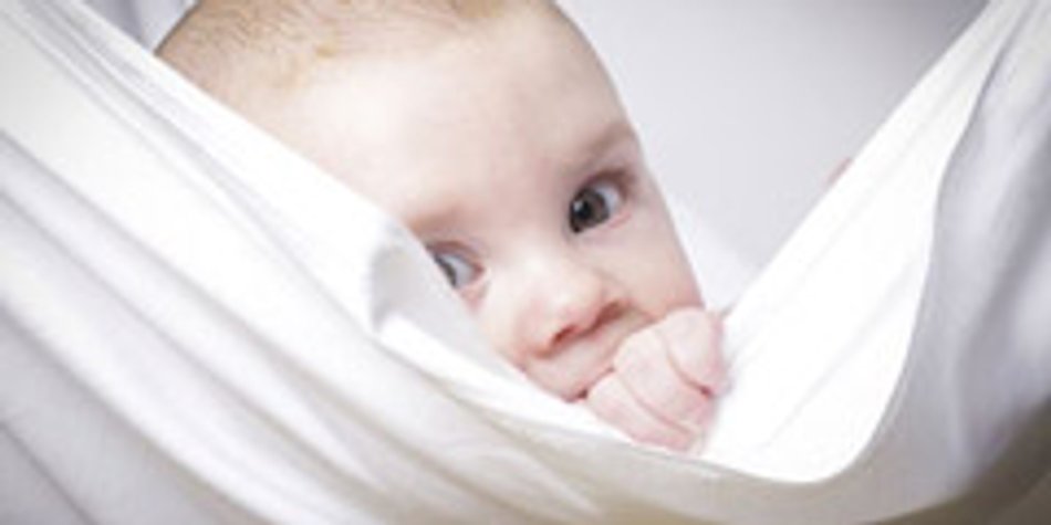 Tragetuch: Praktisch für dich, gesund fürs Baby Tragetuch: Praktisch für dich, gesund fürs Baby