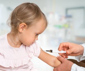 Meningitis-Schutz: Welche Impfungen es für Babys und Kleinkinder gibt
