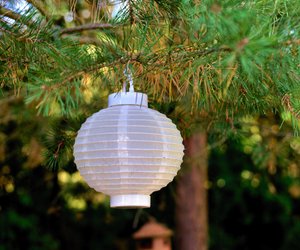 Für Garten und Balkon: Hol dir diese Solar-Lampion-Lichterkette von Rossmann