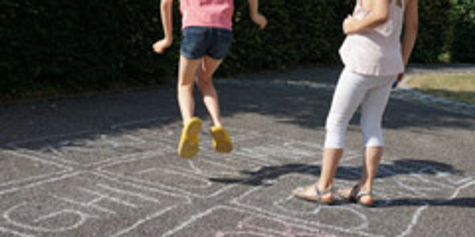 Die schönsten Straßenspiele Die schönsten Straßenspiele
