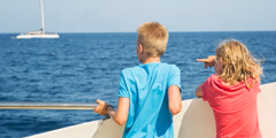Mit dem Schiff übers Mittelmeer Mit dem Schiff übers Mittelmeer