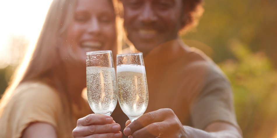 Kristallhochzeit: Das steckt hinter dem feierlichen Jubiläum Kristallhochzeit: Das steckt hinter dem feierlichen Jubiläum
