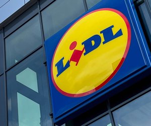 Der Favorit bei Koch-Fans: Der lilafarbene Bräter aus Gusseisen von Lidl