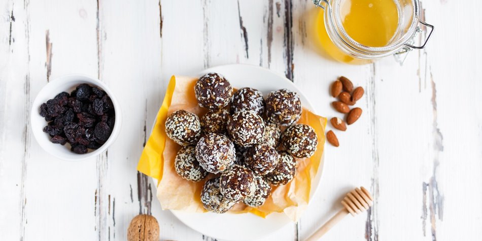 Energiebällchen: Leckere Rezepte für Stillkugeln und Energy-Balls Energiebällchen: Leckere Rezepte für Stillkugeln und Energy-Balls